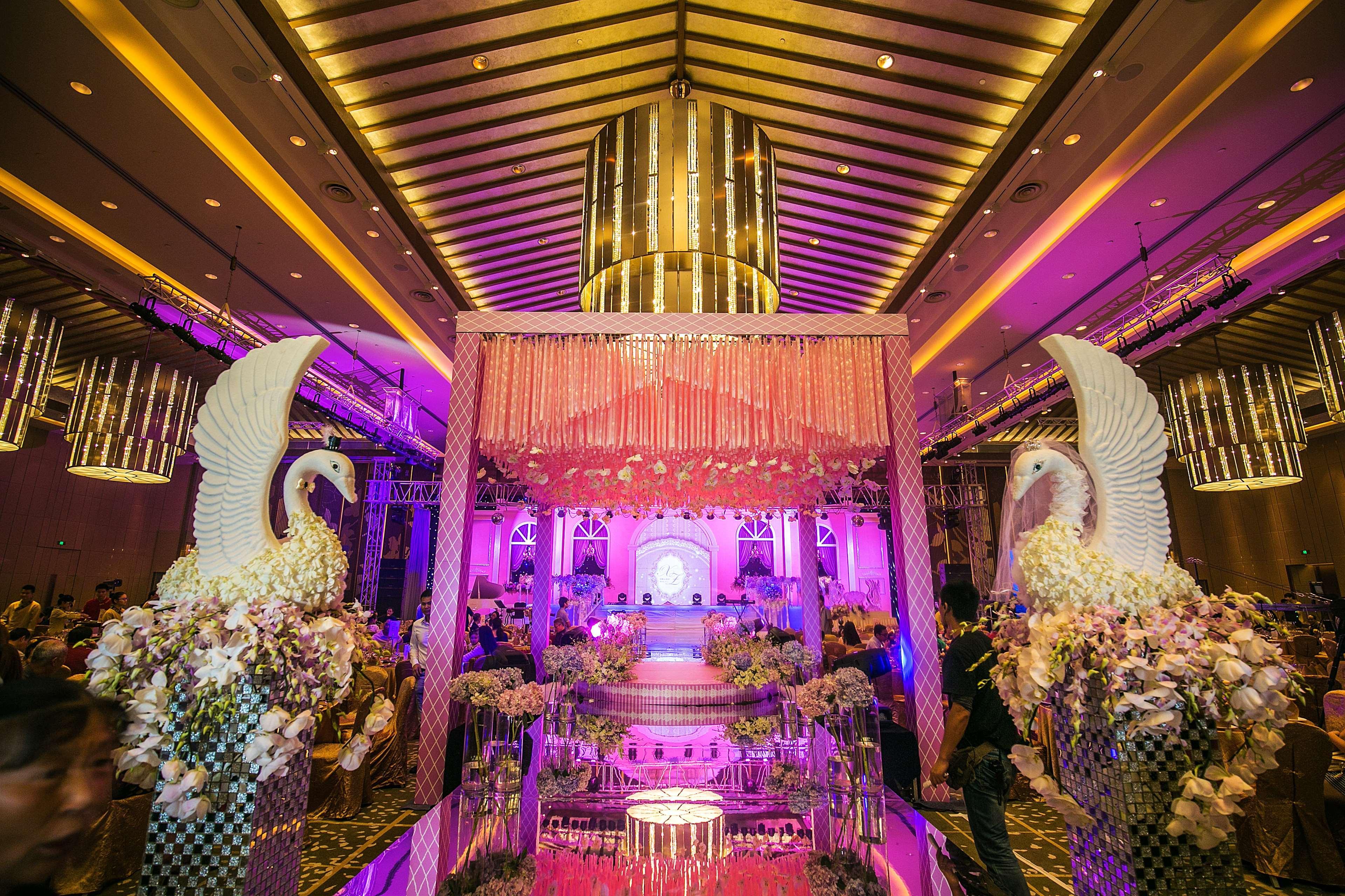 Hilton Wuhan Optics Valley Eksteriør bilde