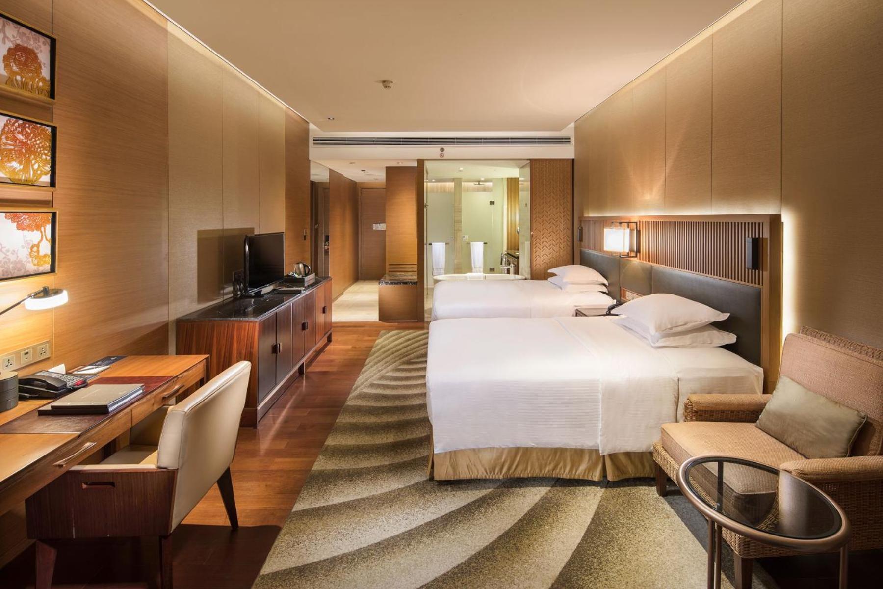 Hilton Wuhan Optics Valley Eksteriør bilde